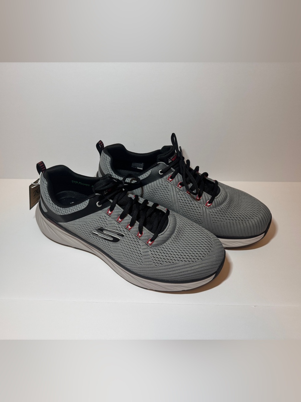 Skechers Men’s Gray Athletic Lace-Up Sneakers with Extra Wide Fit